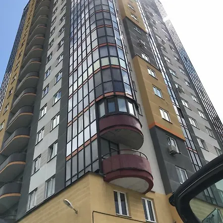Lavender Apartment *